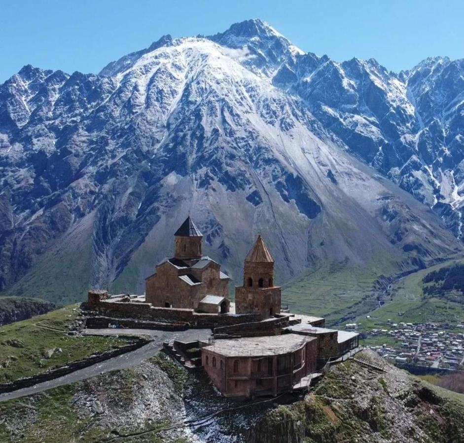 Hotel Crystal Kazbegi Exterior foto